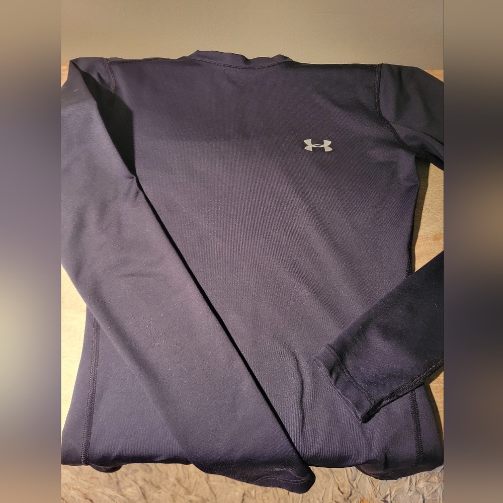 Under Armour Women's Black Long Sleeve Compression Top